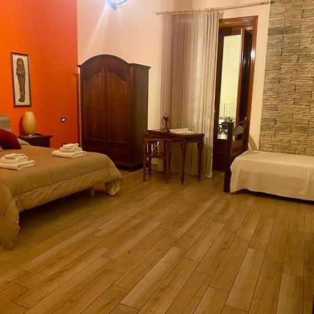 マツァーラ・デル・ヴァッロ Isolabella Bed & Breakfast エクステリア 写真