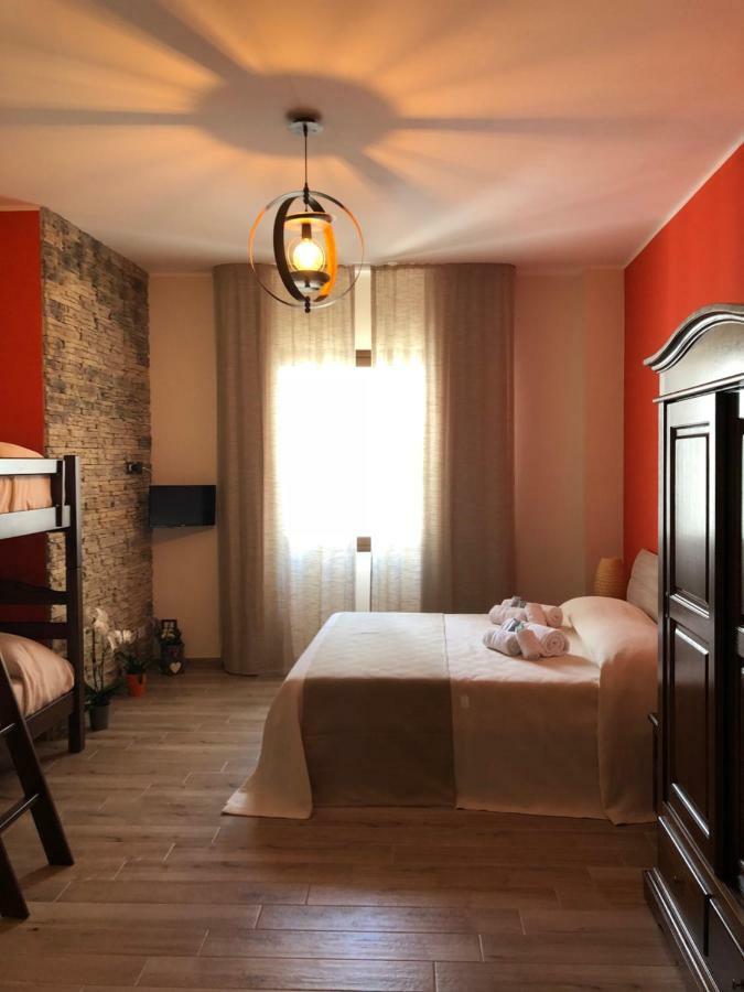 マツァーラ・デル・ヴァッロ Isolabella Bed & Breakfast エクステリア 写真